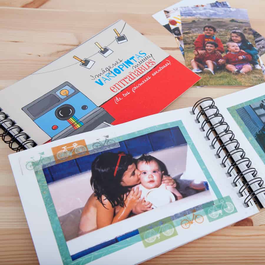 Cápsula del tiempo para niños y niñas Peque Retrobox: álbum de fotos