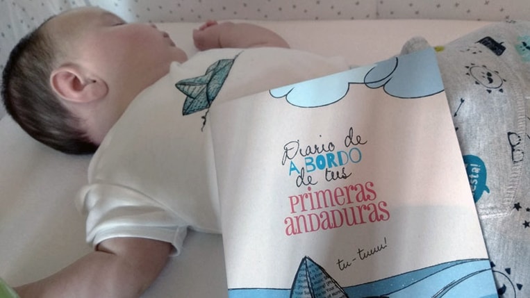 Diario de bebé para sus primeros recuerdos